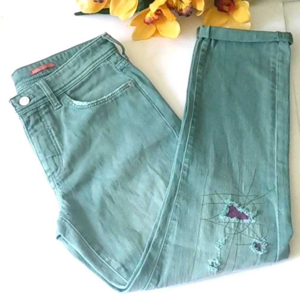 ANTHROPOLOGIE PILCRO MOSS GREEN DISTRESSED JEANS NEW SEASON SAMPLE SIZE 28  NWOT